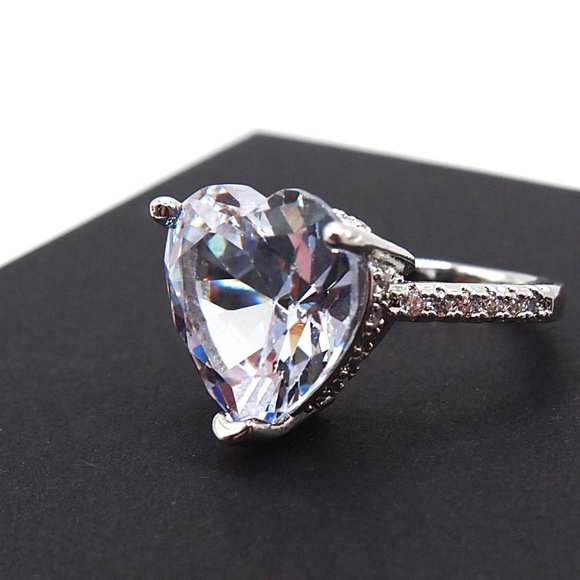 Stunning Large 5.00ctw Cubic Zirconia Heart Ring Solid 925 Sterling Silver - Picture 8 of 12